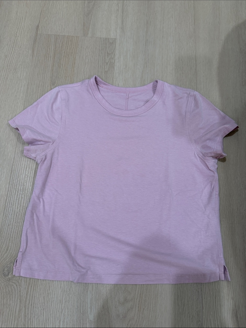 Lululemon Women's T-Shirt in Light Pink